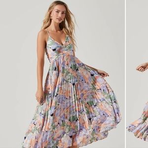 Astr the label pleated dress